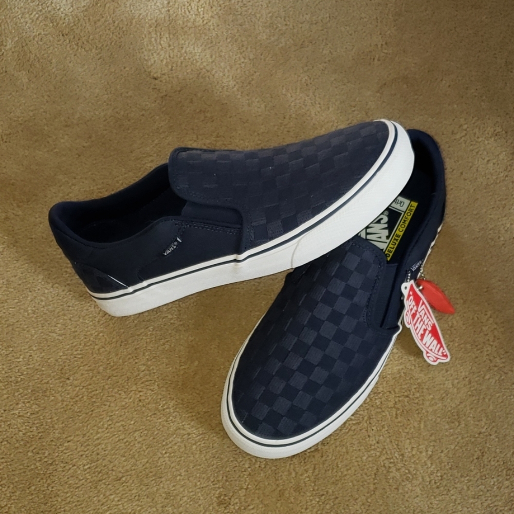 Asher Deluxe slip on kicks
